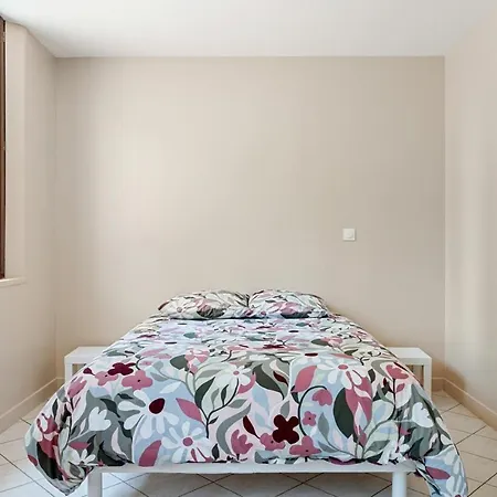 G2430 * Breaute